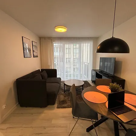 Lovely Private In Szczecin! Free Parking شتشيتسين